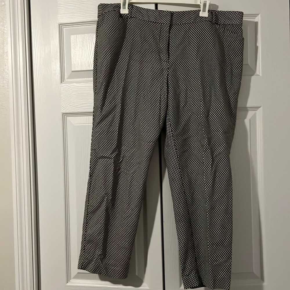 Liz Claiborne Career cropped/ankle pant women’s 18